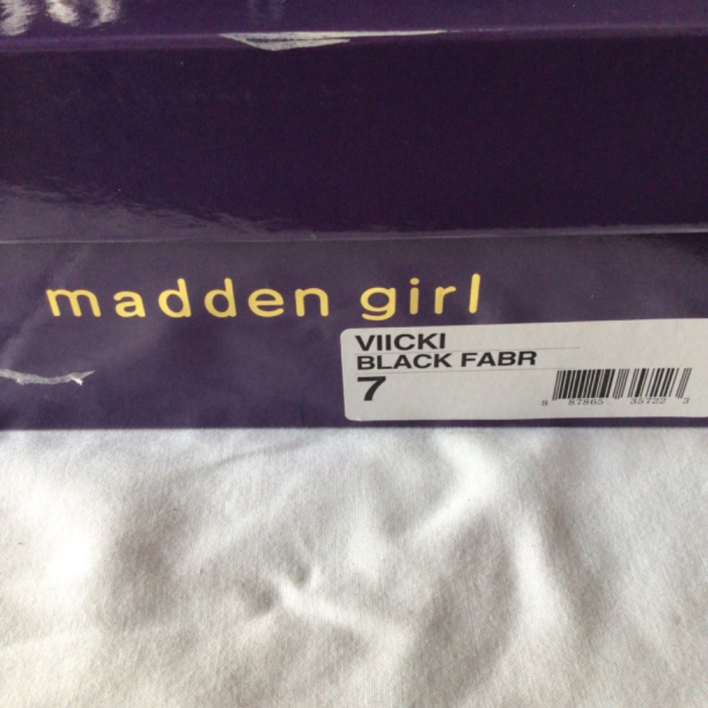 Madden Girl /Vicki black wedges 7 ankle strap - Picture 7 of 7